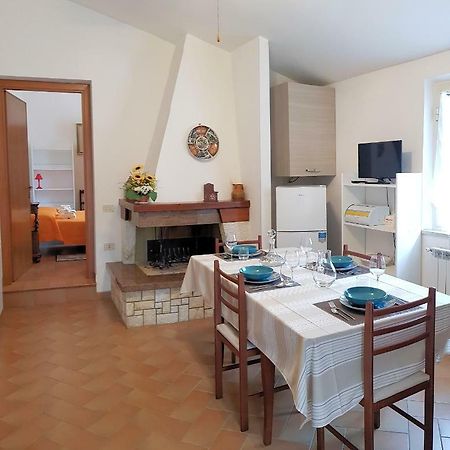 Case In Campagna Con Piscina A Todi Exterior photo