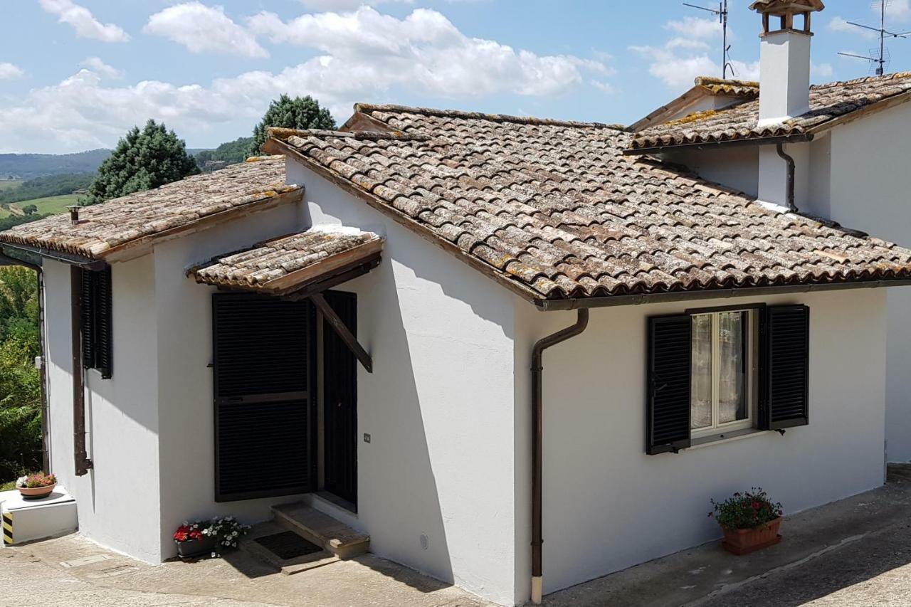 Case In Campagna Con Piscina A Todi Exterior photo